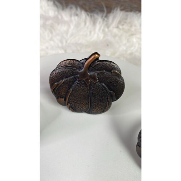 Pumpkin Napkin Rings Set of 4 Coppery Rustic Metal Fall Autumn About 2" x 2" - Picture 4 of 7